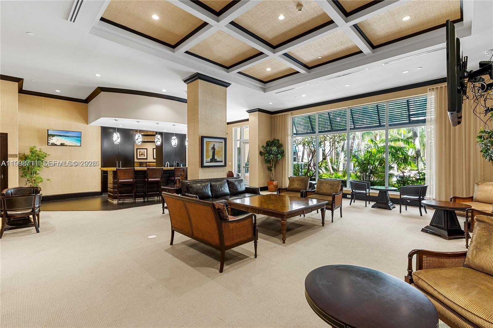 VERANDA CONDO - Residential