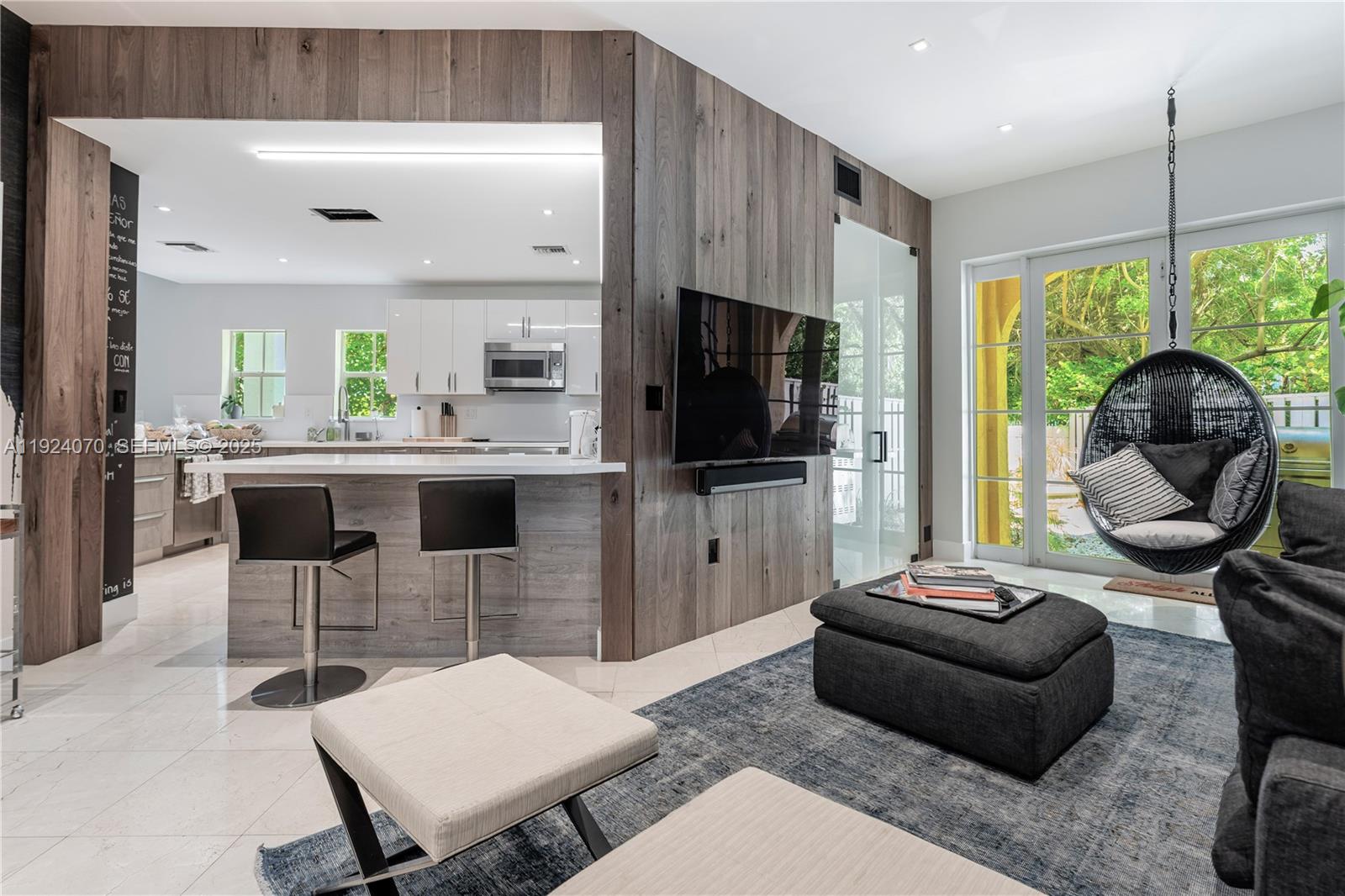 AVENTURA BAY TOWNHOMES CO - Residential Lease