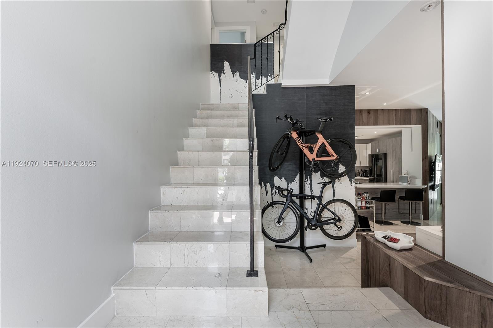 AVENTURA BAY TOWNHOMES CO - Residential Lease