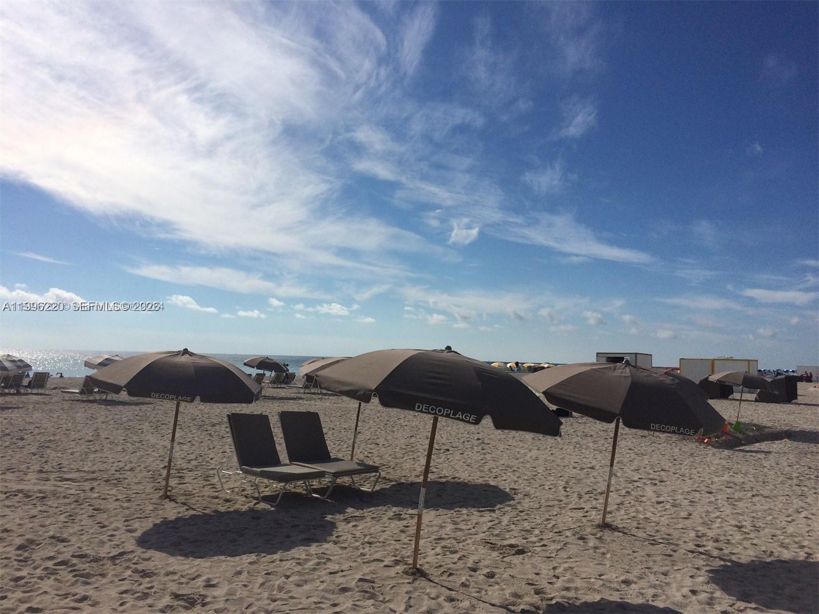 THE DECOPLAGE CONDO - Residential Lease