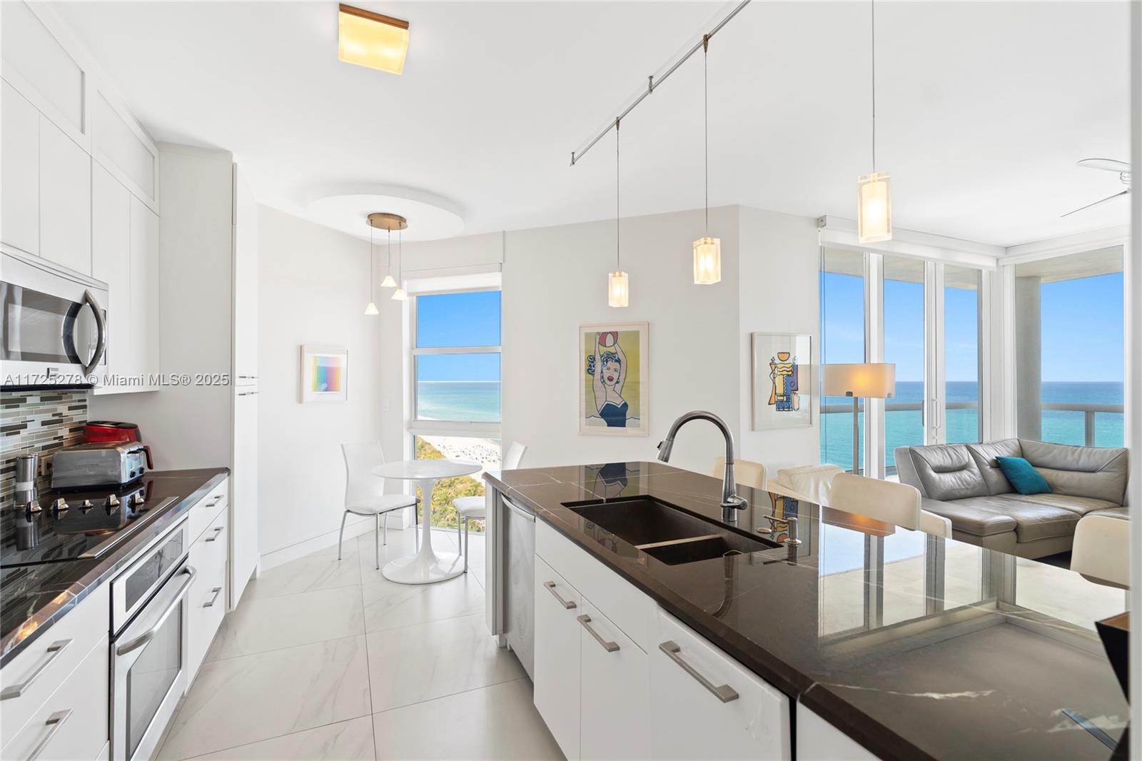 LA TOUR CONDO - Residential