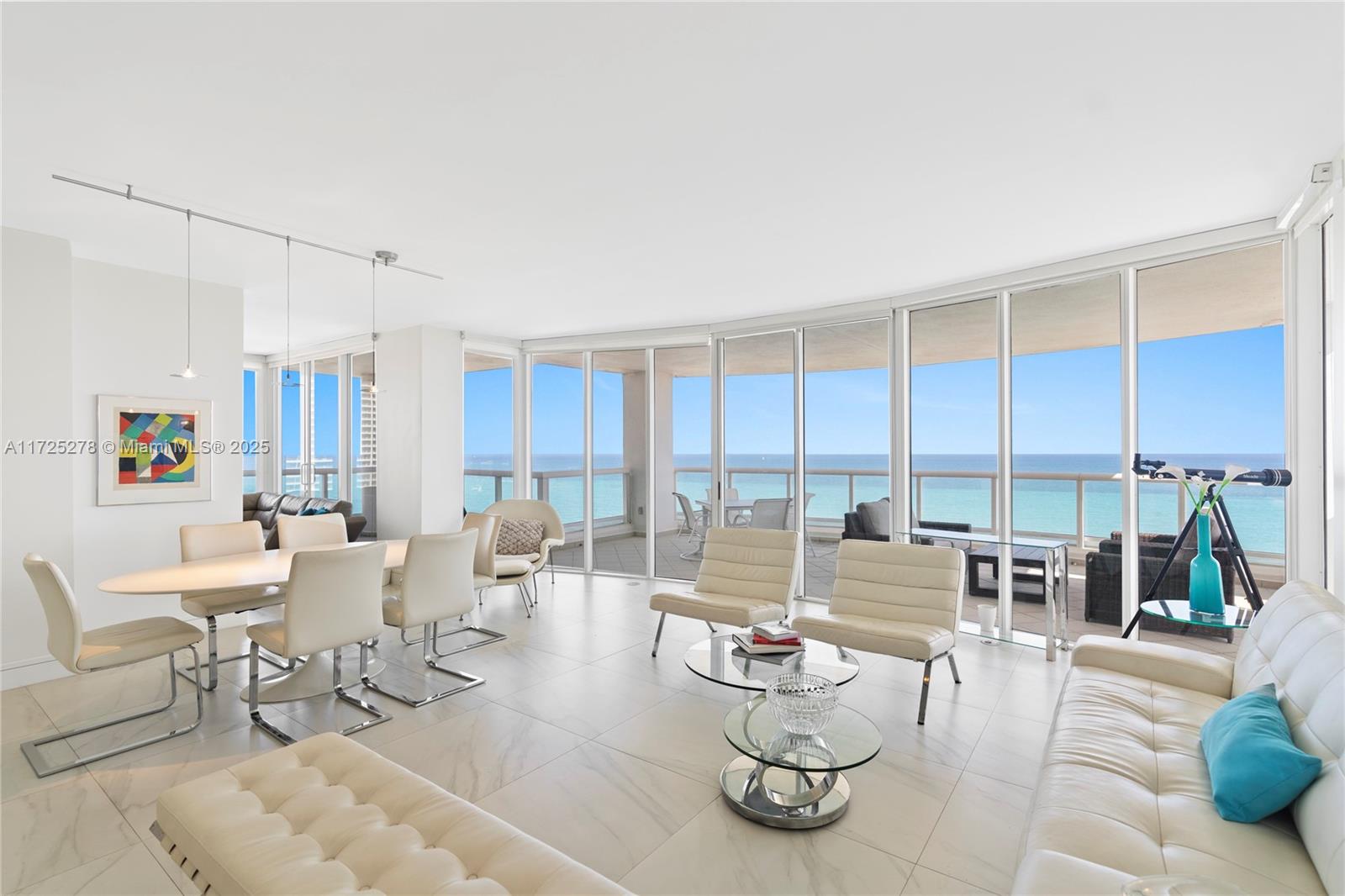 LA TOUR CONDO - Residential