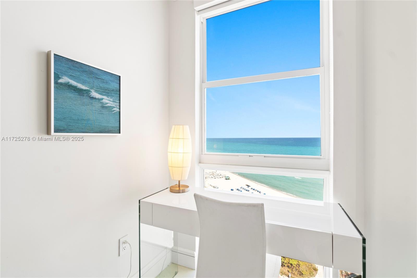 LA TOUR CONDO - Residential