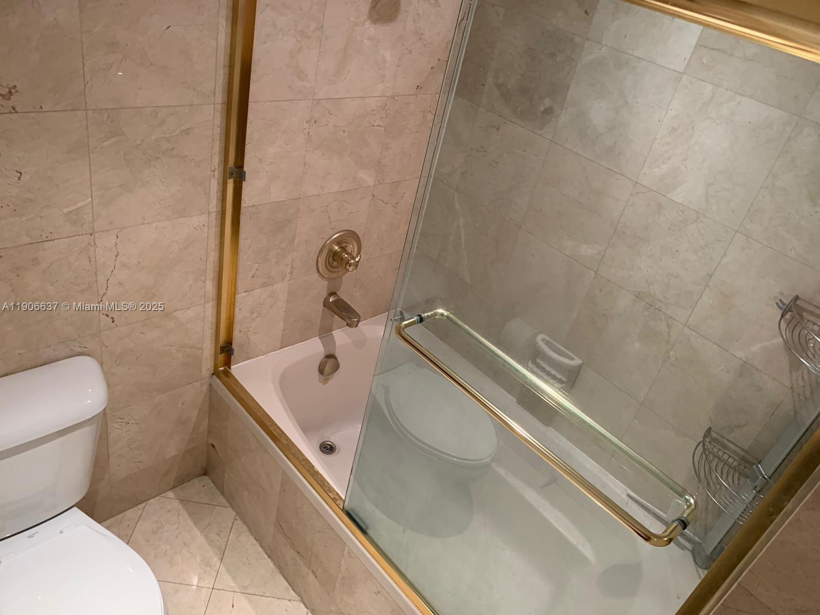 BRICKELL KEY II CONDO - Residential Lease