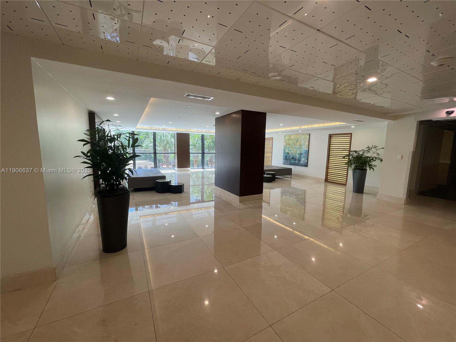 BRICKELL KEY II CONDO - Residential Lease