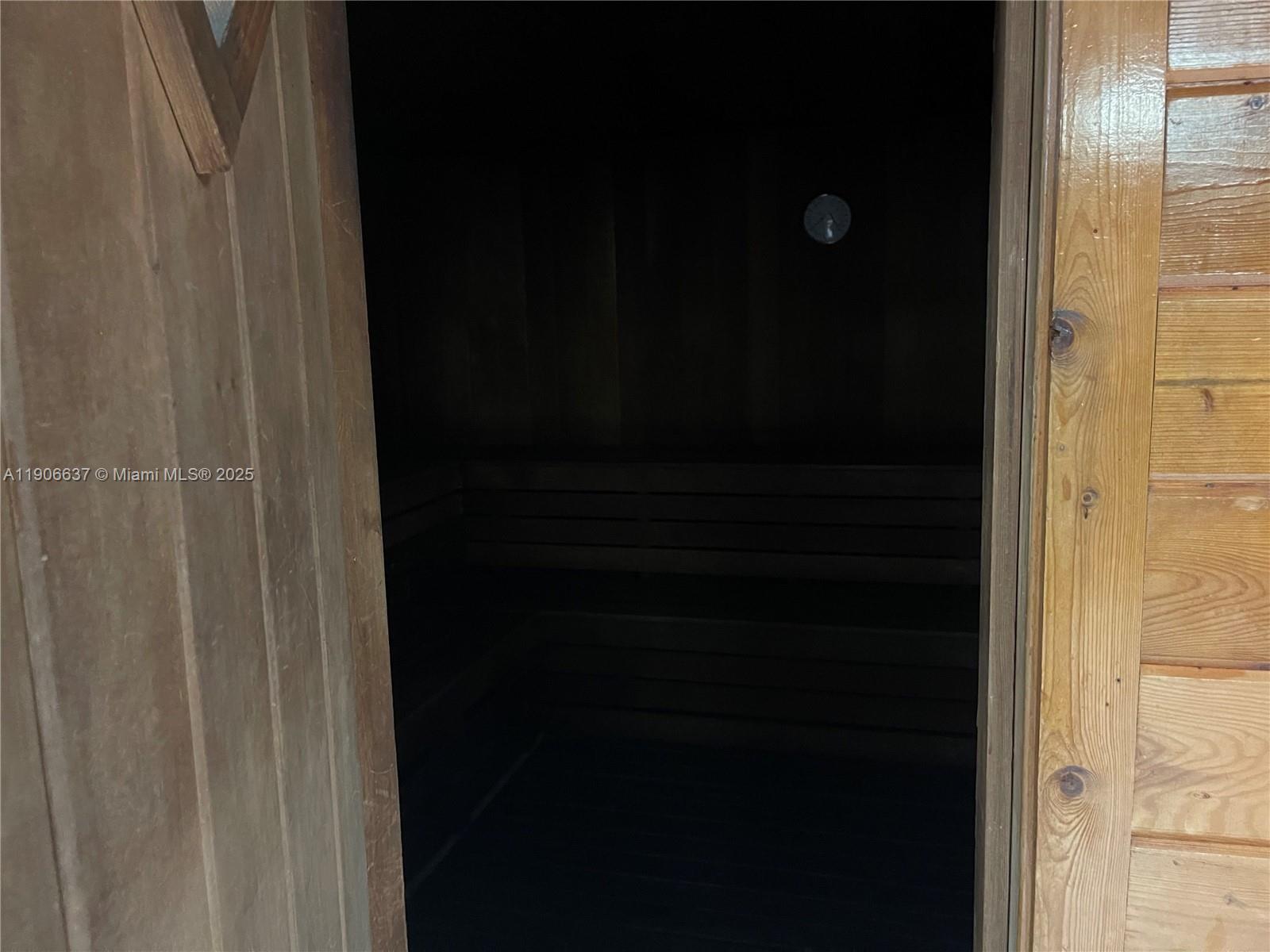 BRICKELL KEY II CONDO - Residential Lease