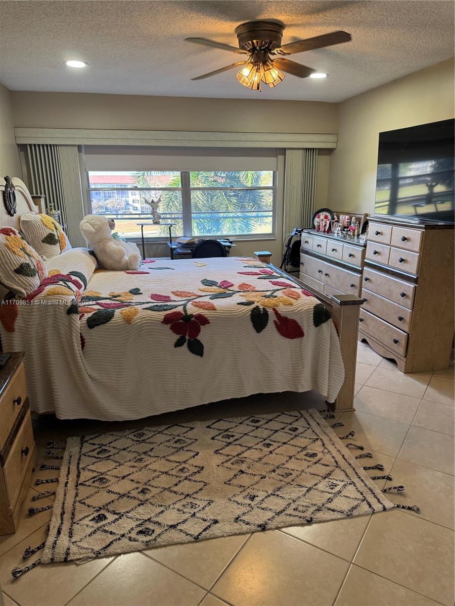 BUCKINGHAM EAST AT CENTUR - Residential