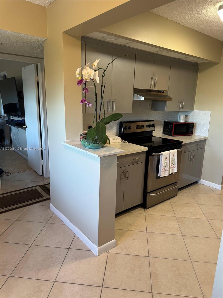 BUCKINGHAM EAST AT CENTUR - Residential