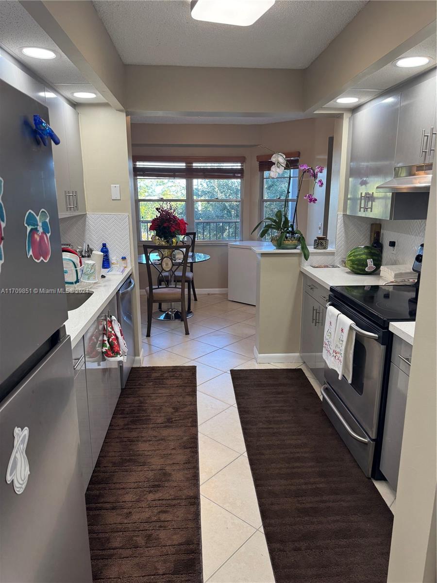 Property for Sale at 12650 Sw 6th St 411K, Pembroke Pines, Miami-Dade County, Florida - Bedrooms: 2 
Bathrooms: 2  - $260,000