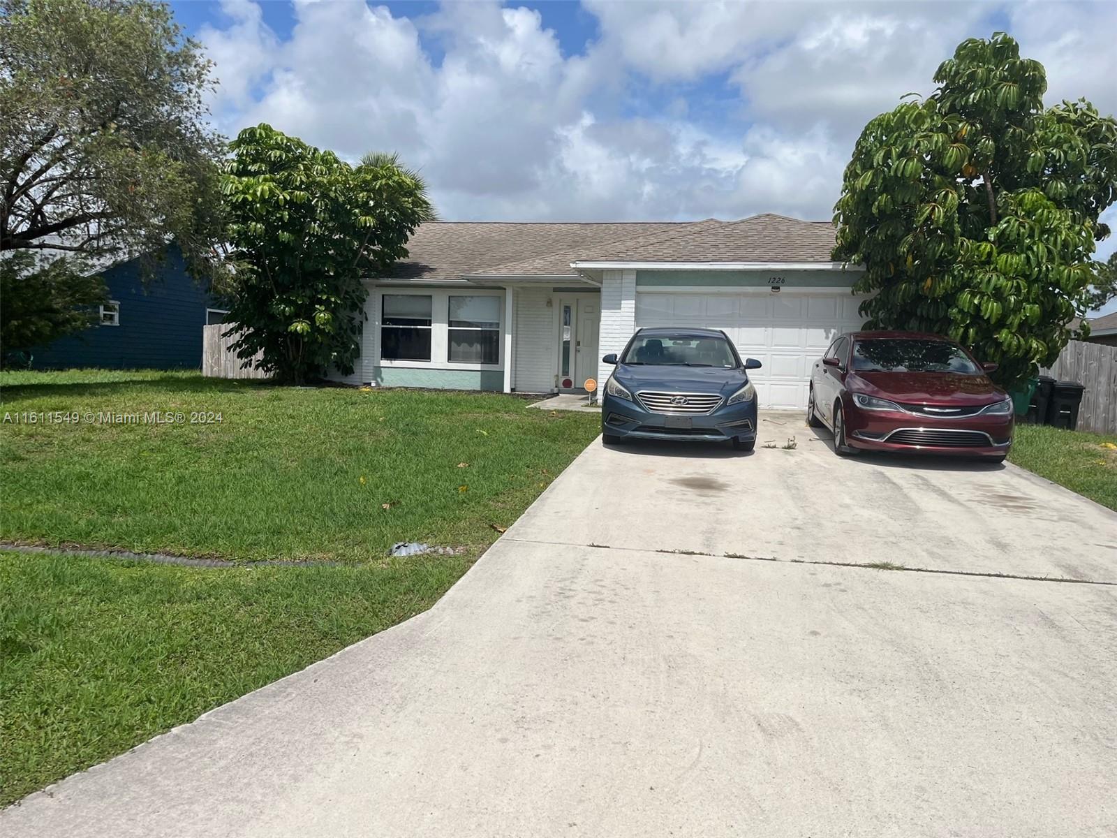 PORT ST LUCIE SECTION 4 - Residential