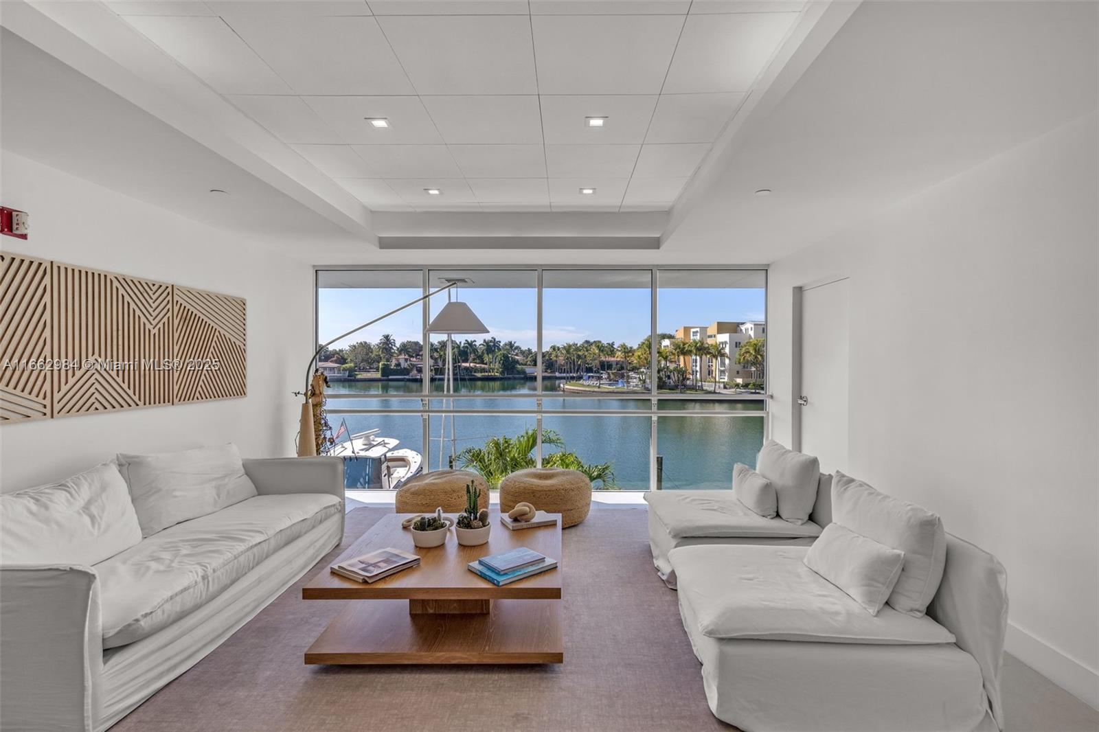 THE GRANDVIEW CONDO - Residential