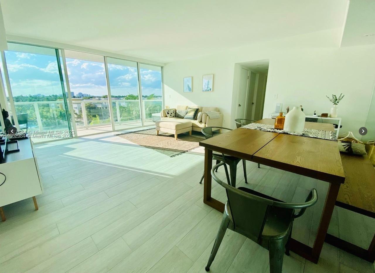 THE GRANDVIEW CONDO - Residential