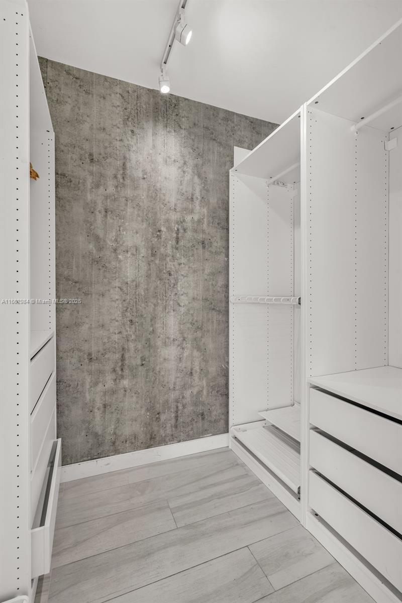 THE GRANDVIEW CONDO - Residential