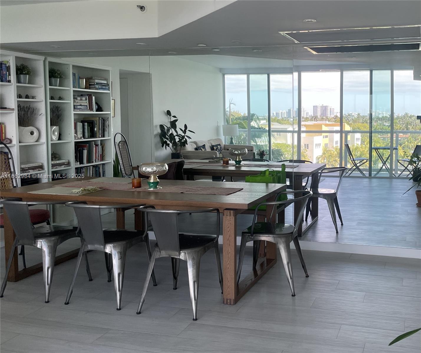 THE GRANDVIEW CONDO - Residential