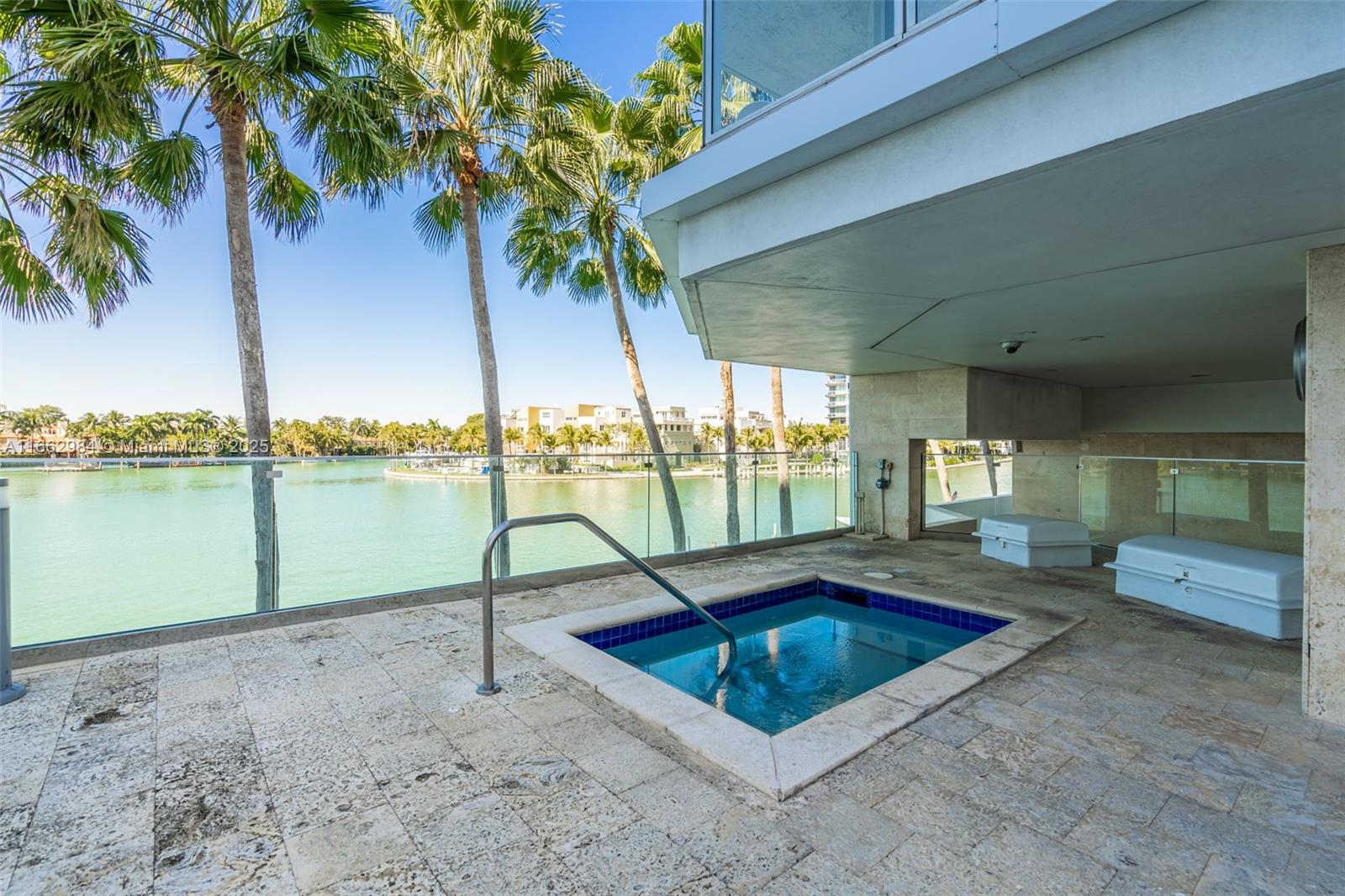 THE GRANDVIEW CONDO - Residential