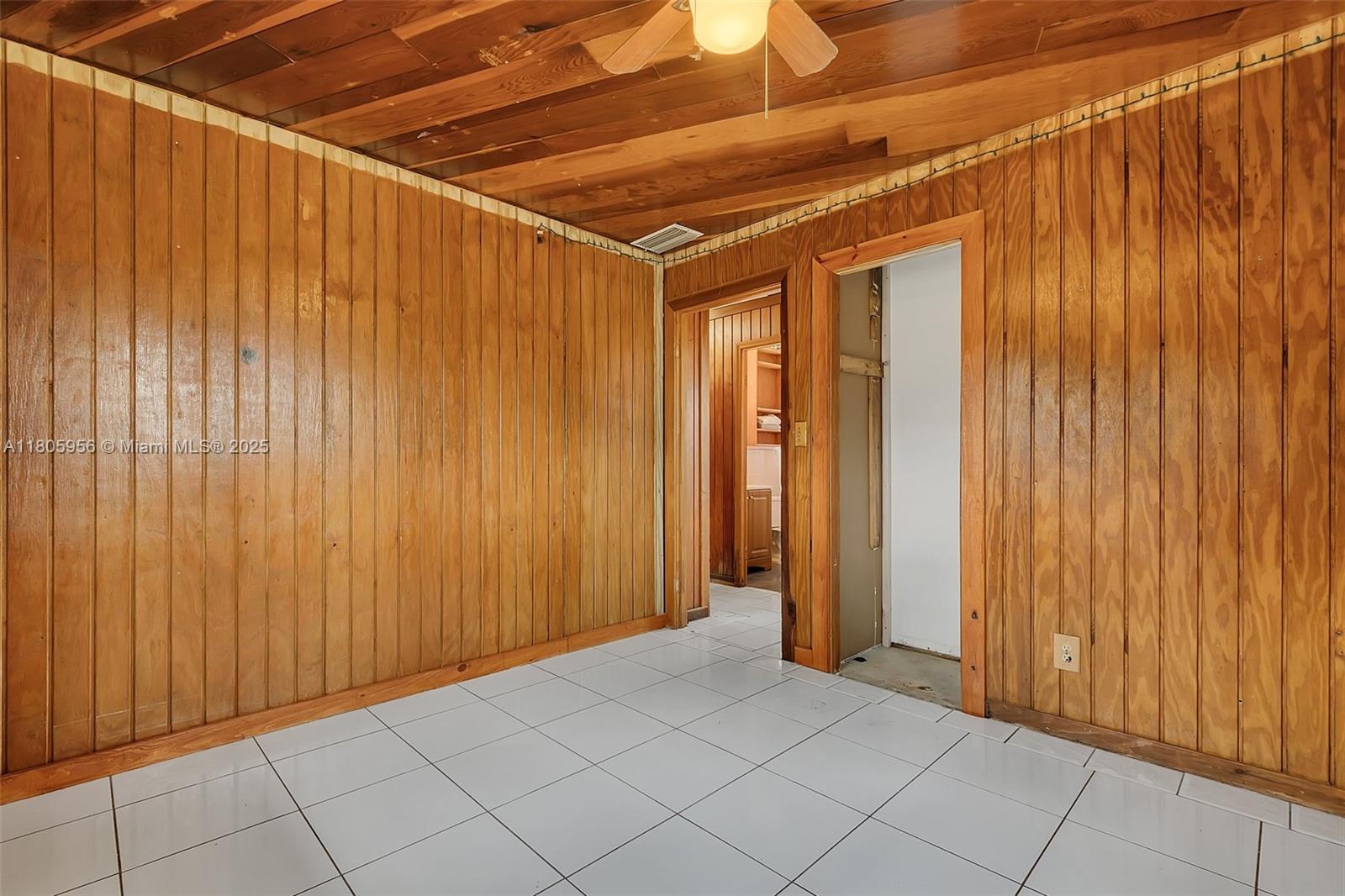 ALLIGATOR-PLAN ONE - Residential