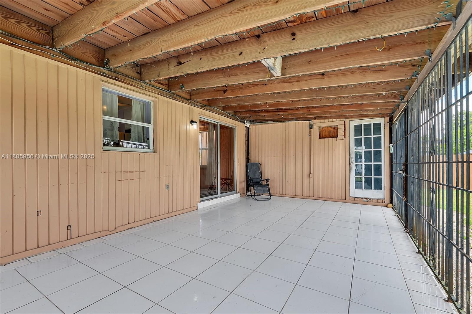 ALLIGATOR-PLAN ONE - Residential