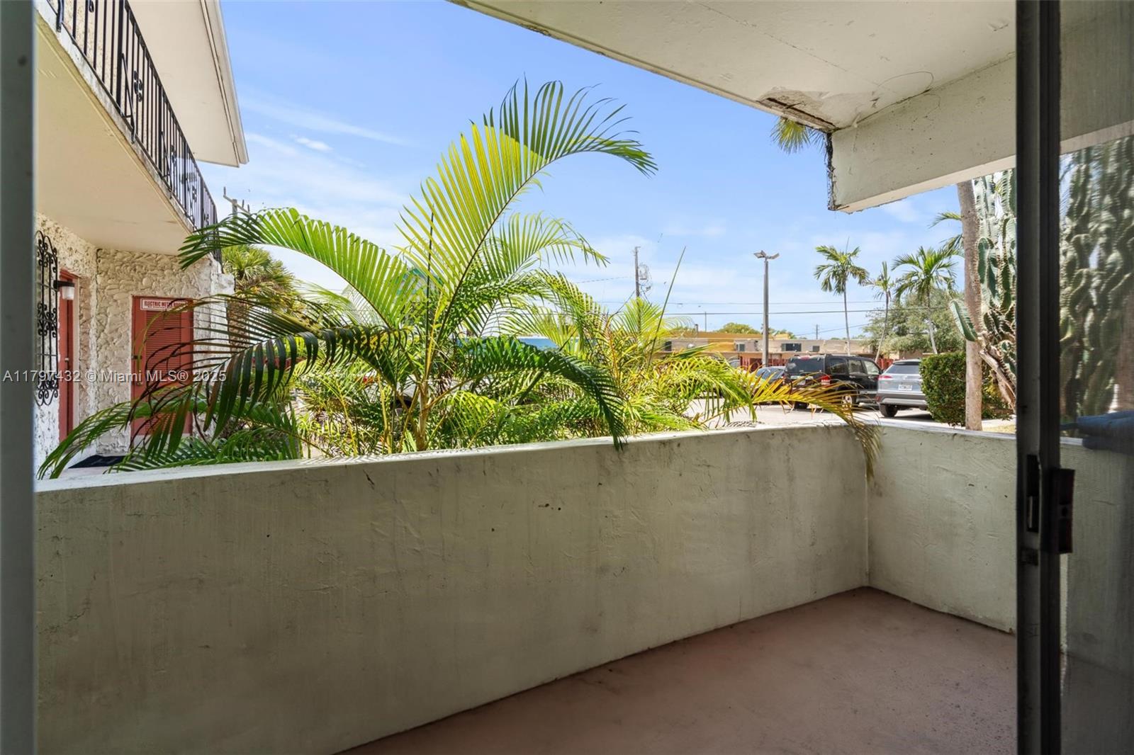 CASA GRANADA CONDO - Residential