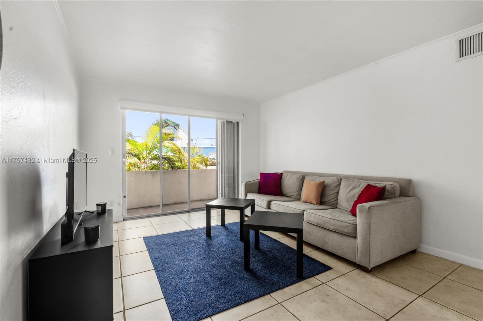 CASA GRANADA CONDO - Residential
