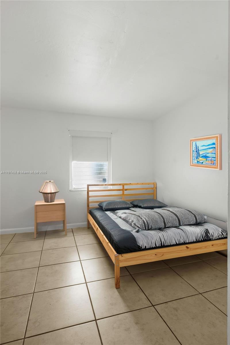 CASA GRANADA CONDO - Residential