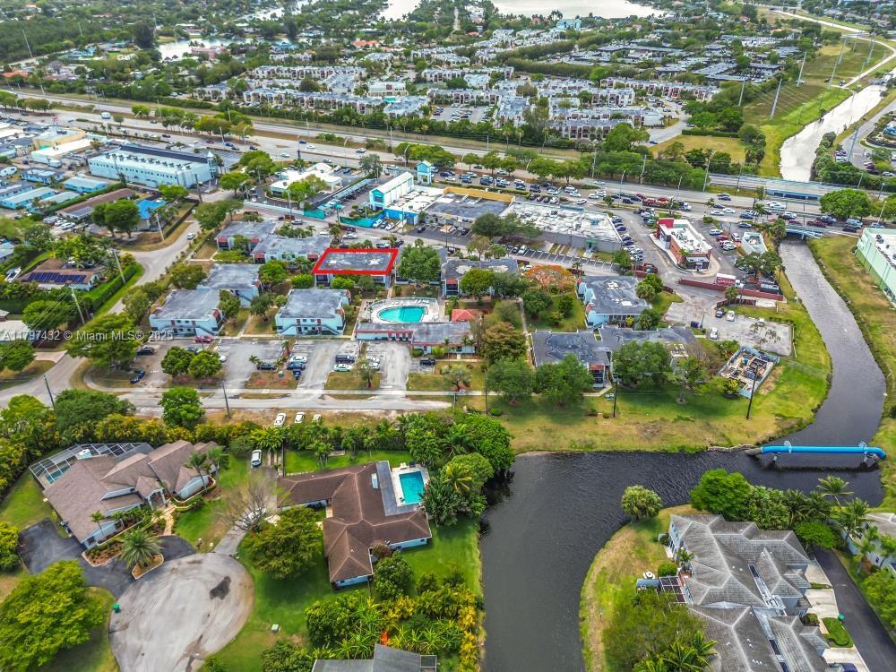 CASA GRANADA CONDO - Residential
