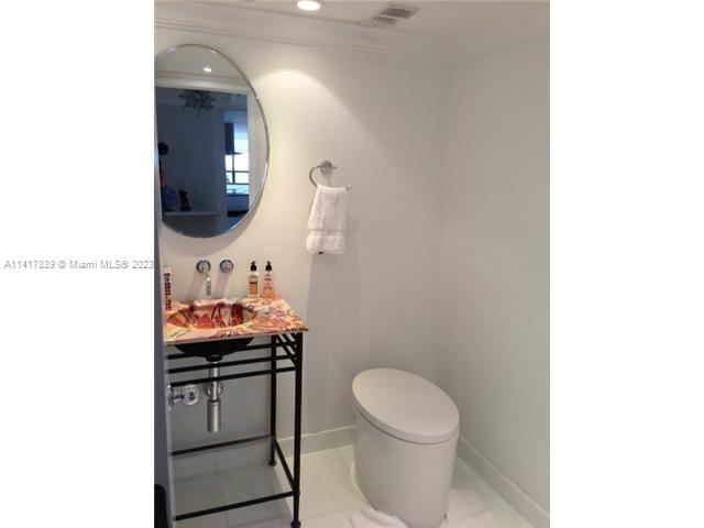 GROVE ISLE - Residential