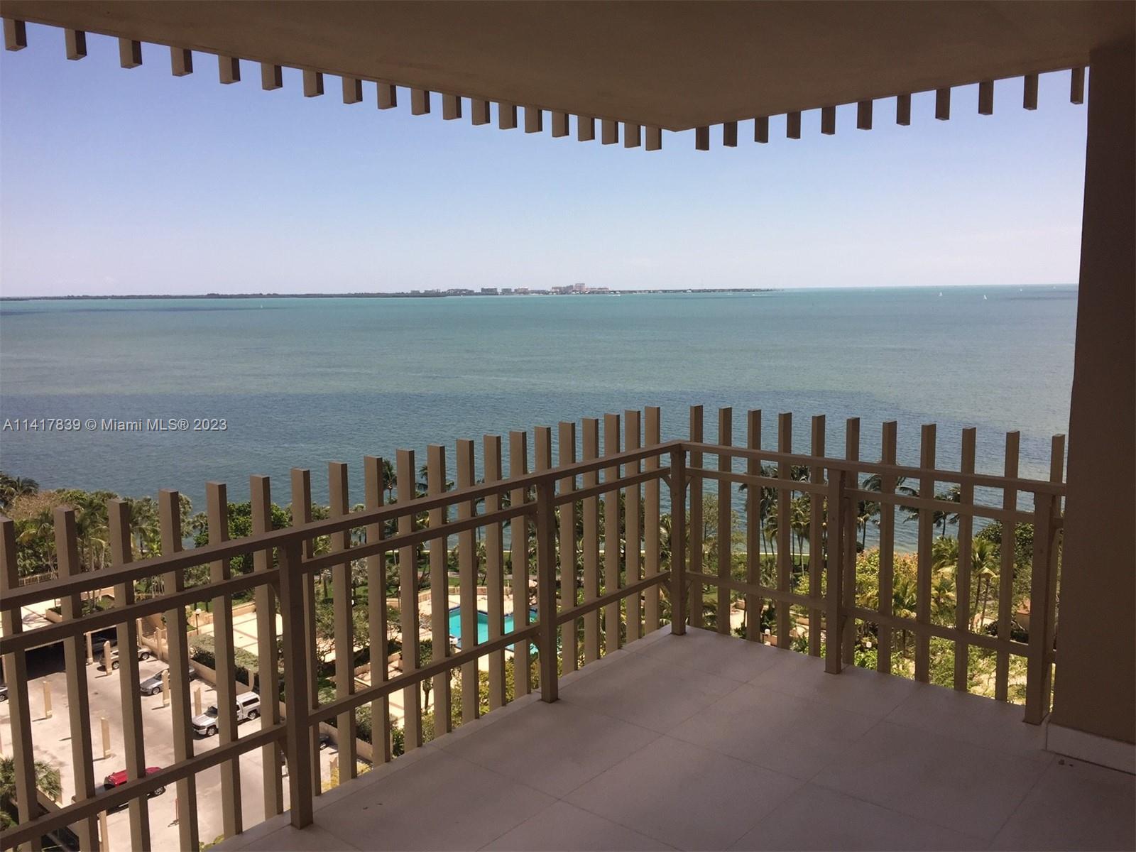 GROVE ISLE - Residential