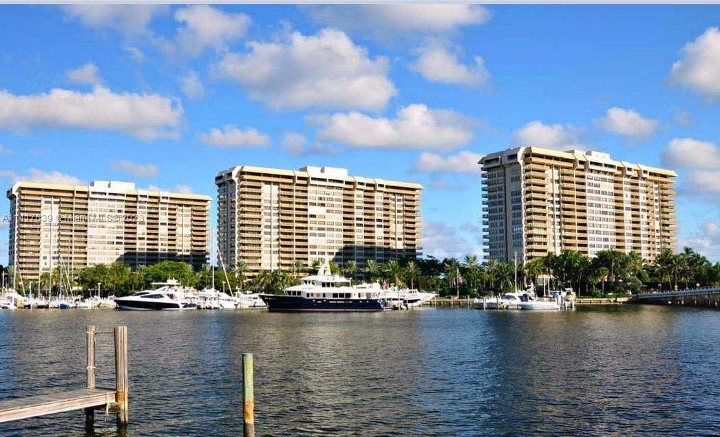 GROVE ISLE - Residential