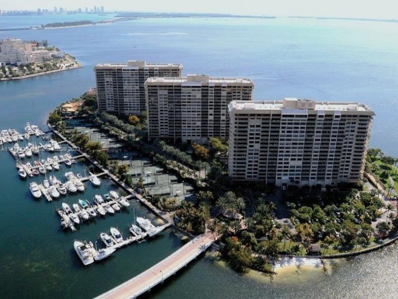 GROVE ISLE - Residential