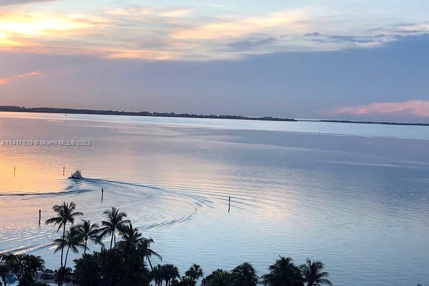 GROVE ISLE - Residential