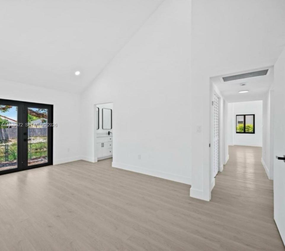 SOUTH RIDGE HEIGHTS 2ND S - Residential Lease