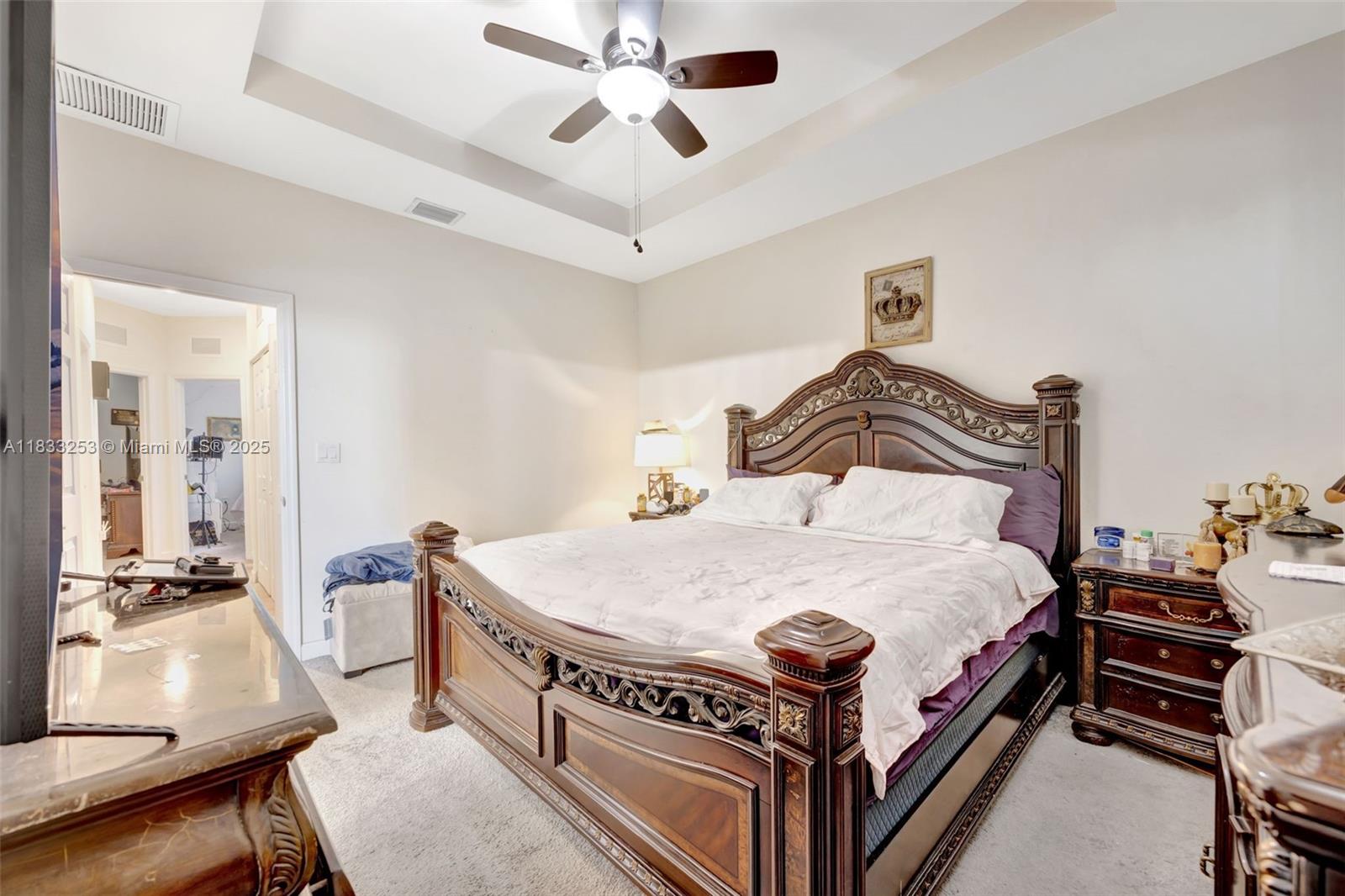 BAYWINDS OF GALAPAGOS FIR - Residential