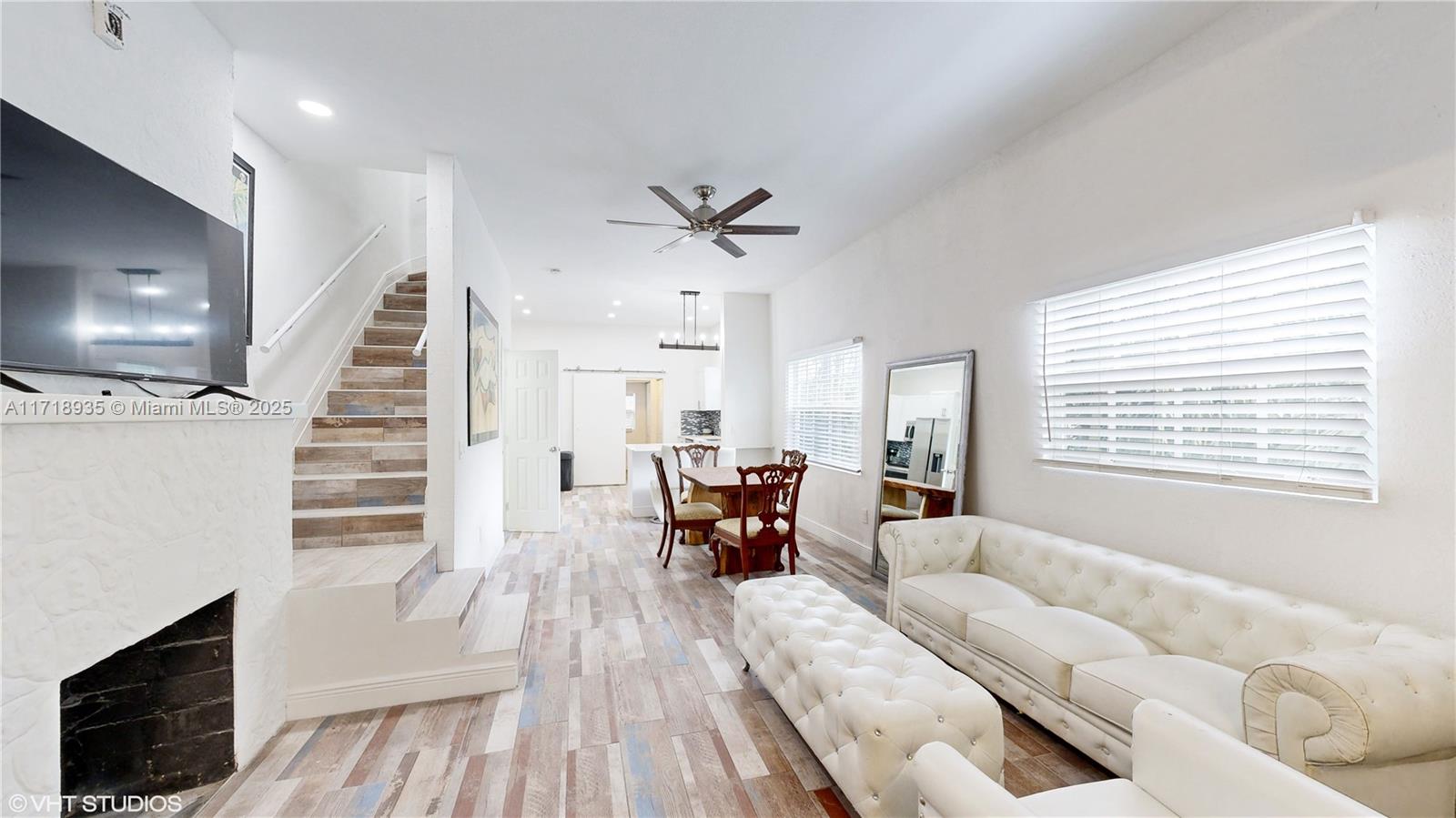 BOYNTON HEIGHTS - Residential Lease