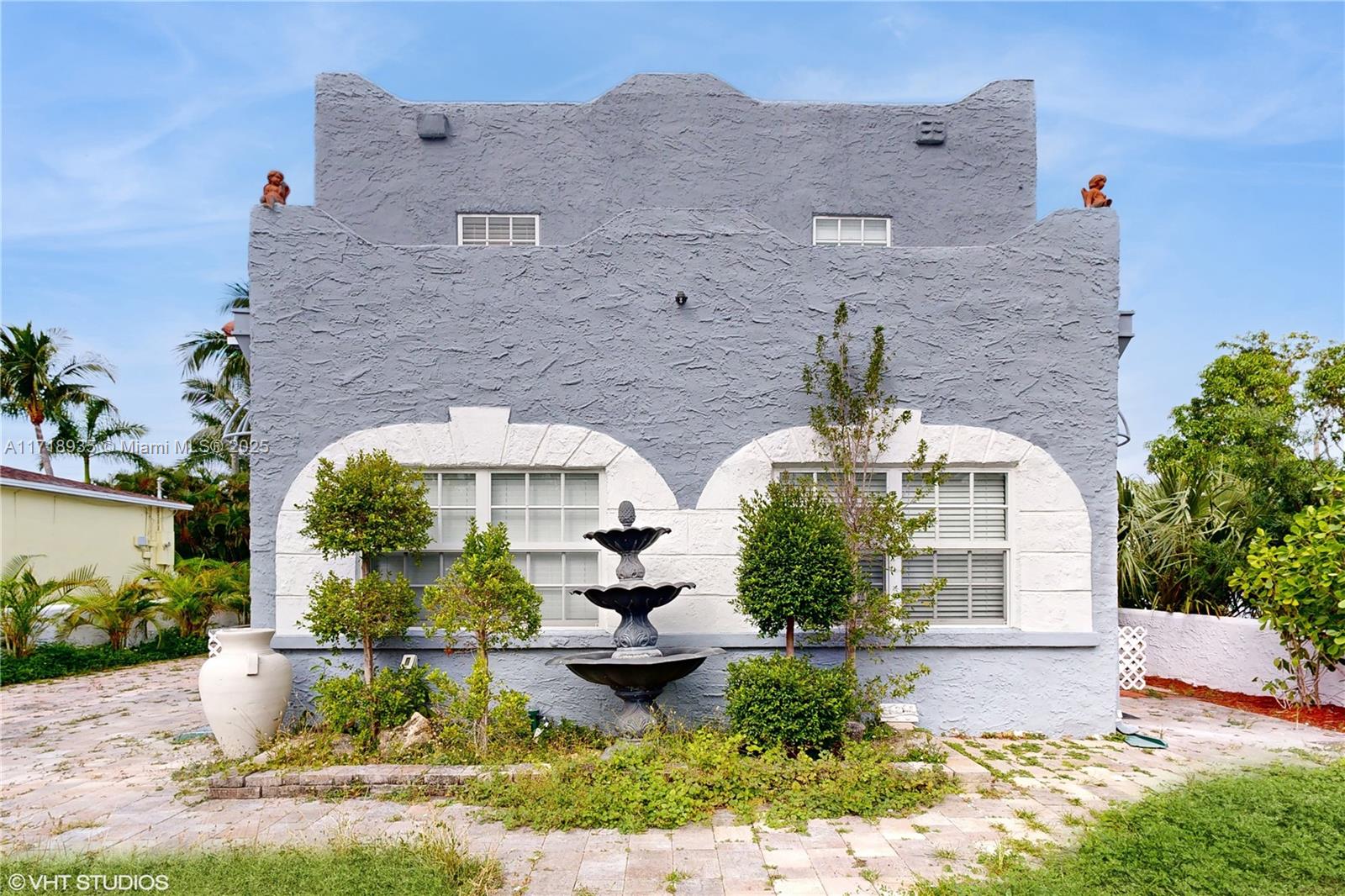 Charming, completely updated duplex featuring two spacious 2-bedroom, 1-bath units, each offering a laundry room and 1-car garage. Nestled in a beautiful, historic home, these units combine classic appeal with modern comforts. Available furnished or unfurnished, perfect for any lifestyle. Located just minutes from Downtown Delray Beach, pristine beaches, and easy access to I-95, you'll enjoy the best of South Florida living. Whether you're looking for a seasonal retreat or a long-term rental, these units offer the ideal combination of convenience, style, and location. Move in and start enjoying everything this vibrant area has to offer!