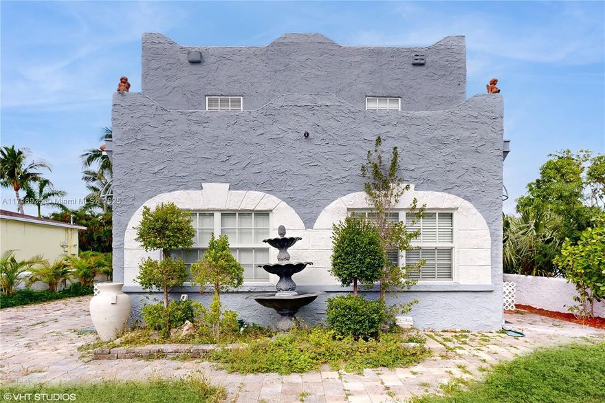 Charming, completely updated duplex featuring two spacious 2-bedroom, 1-bath units, each offering a laundry room and 1-car garage. Nestled in a beautiful, historic home, these units combine classic appeal with modern comforts. Available furnished or unfurnished, perfect for any lifestyle. Located just minutes from Downtown Delray Beach, pristine beaches, and easy access to I-95, you'll enjoy the best of South Florida living. Whether you're looking for a seasonal retreat or a long-term rental, these units offer the ideal combination of convenience, style, and location. Move in and start enjoying everything this vibrant area has to offer!
