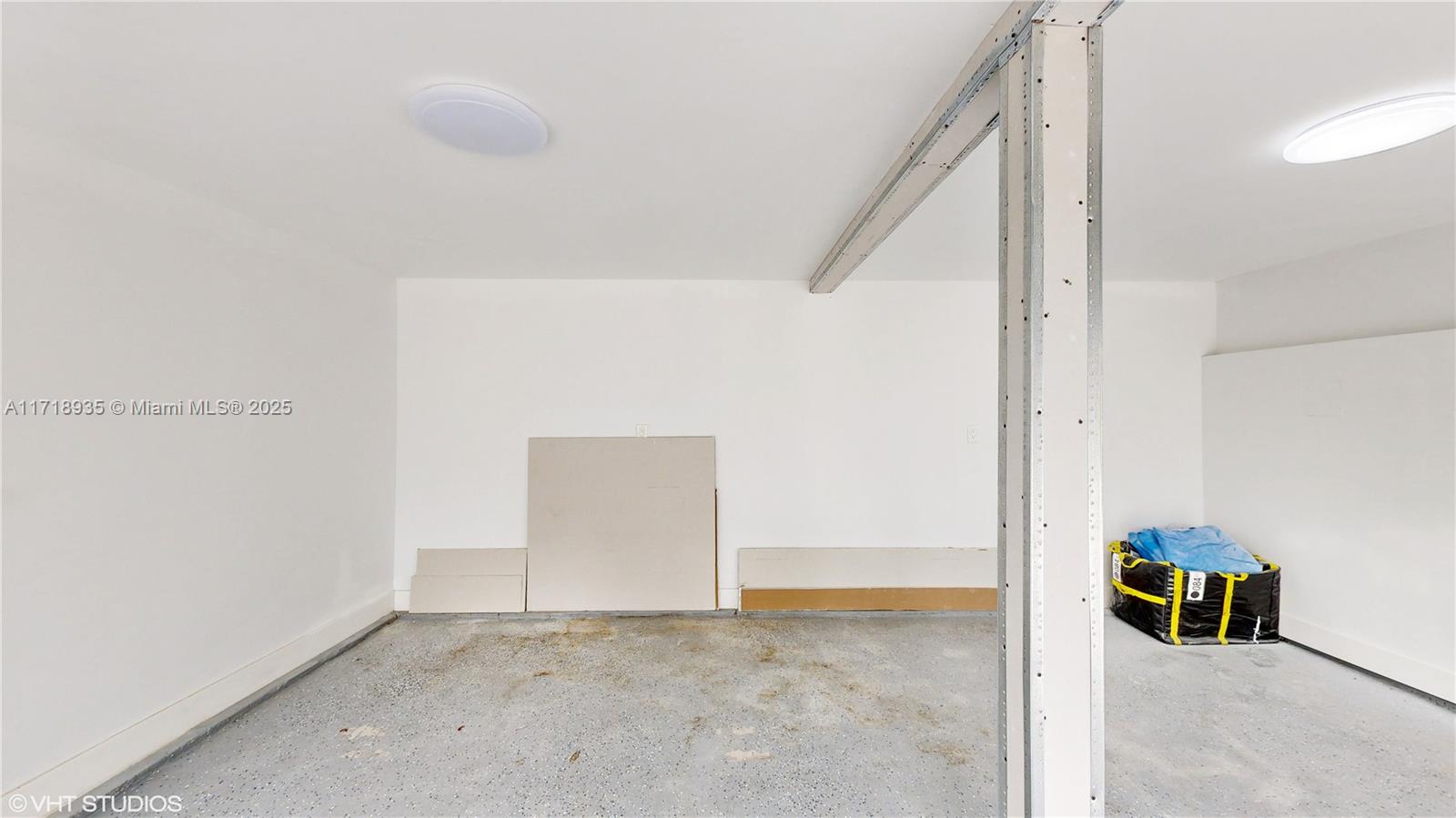 BOYNTON HEIGHTS - Residential Lease