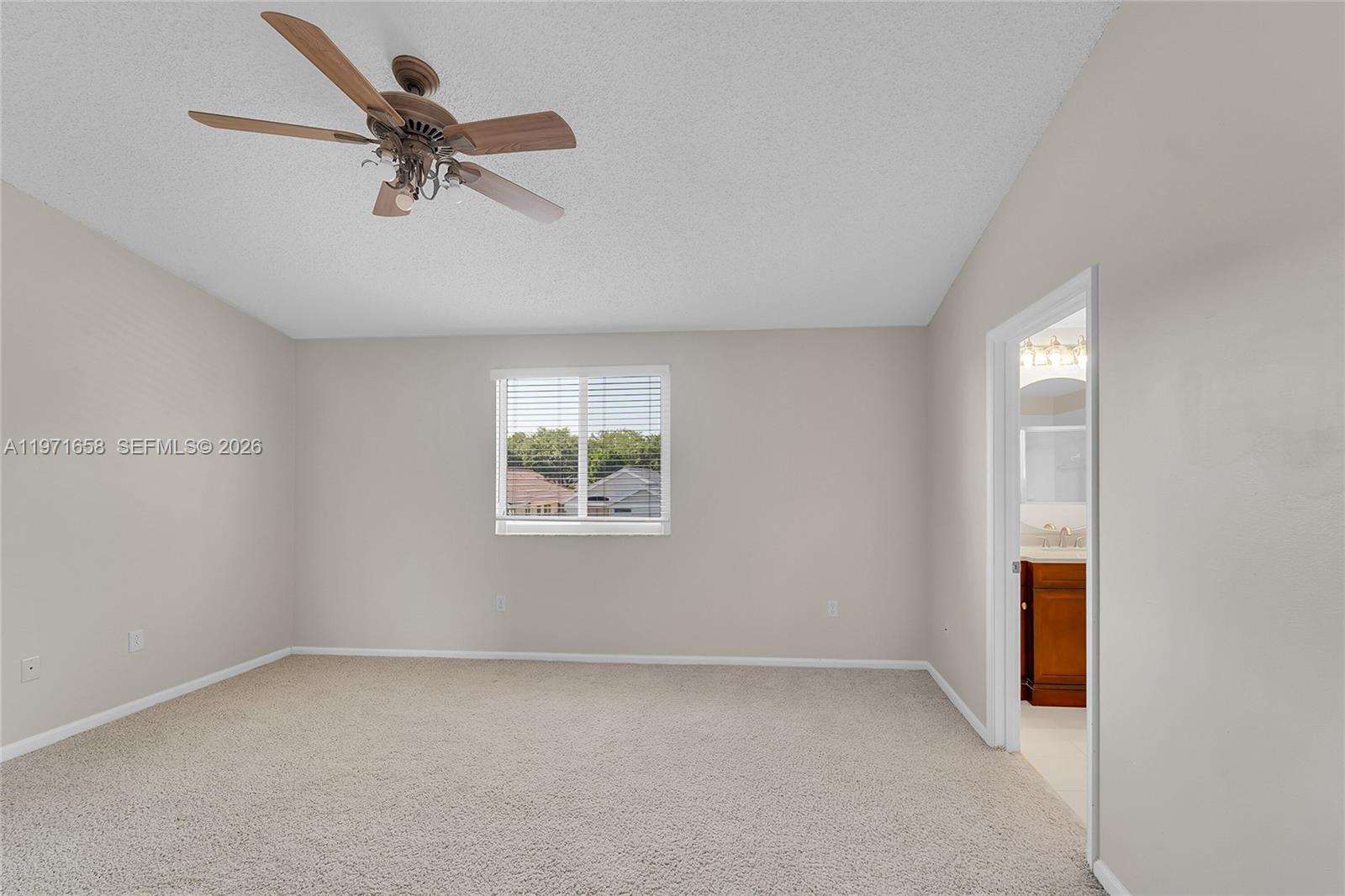 SUNSET PLAZA - Residential