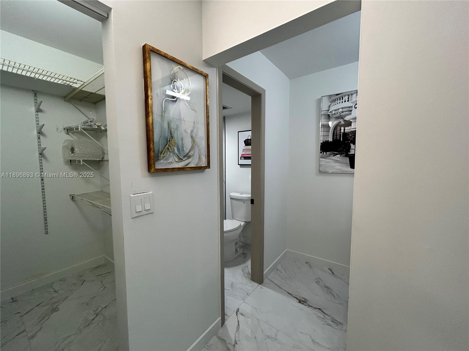 RIVER REACH CONDOMINIUM I - Residential Lease