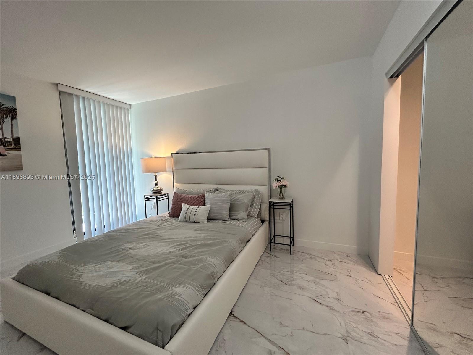 RIVER REACH CONDOMINIUM I - Residential Lease