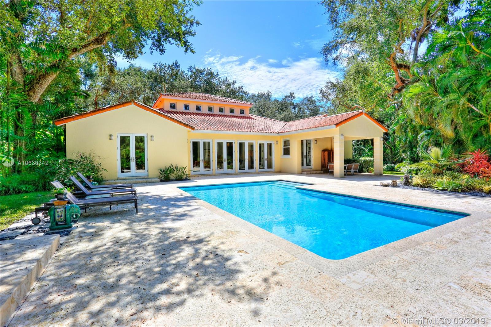 FAIRCHILD OAKS - Residential