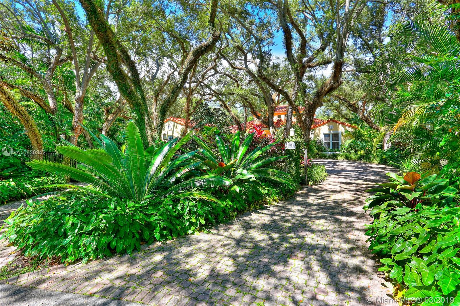 FAIRCHILD OAKS - Residential