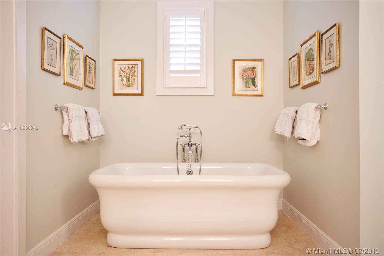 FAIRCHILD OAKS - Residential