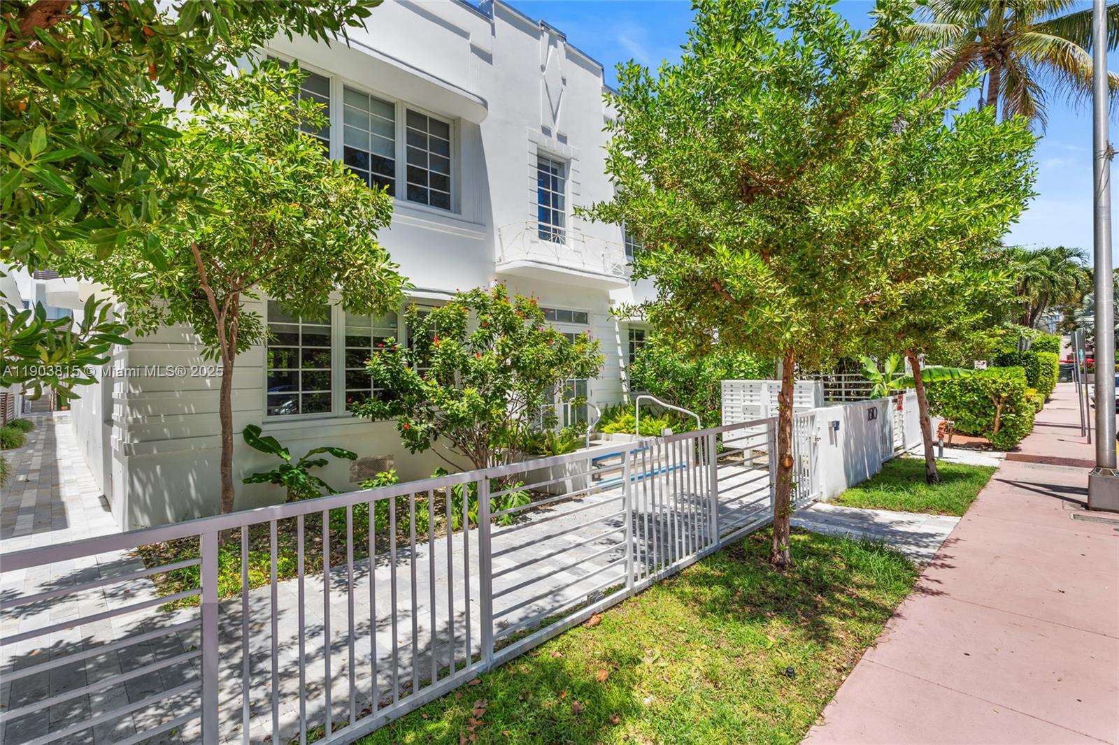 LINCOLN SUB - Residential Lease