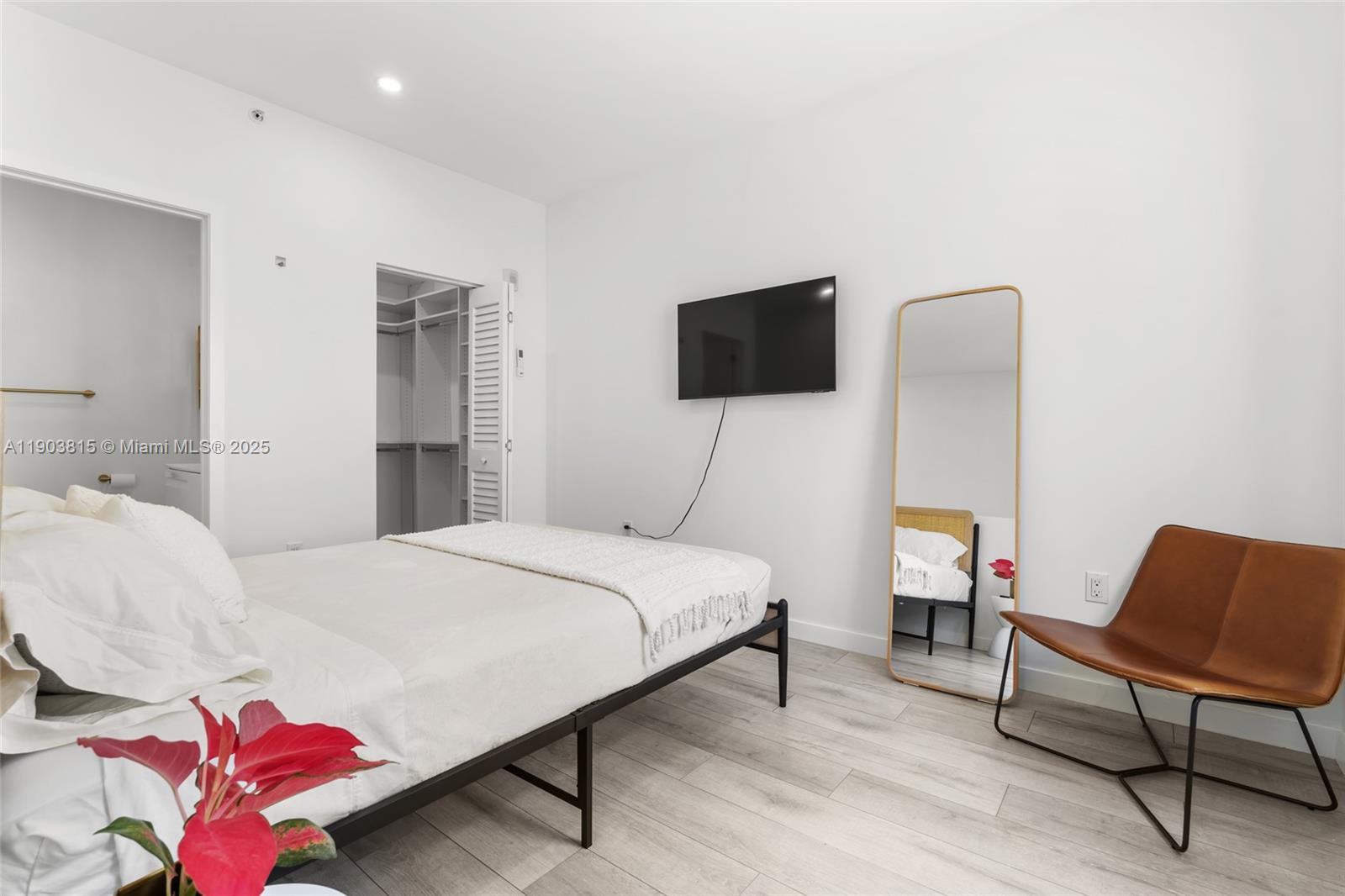 LINCOLN SUB - Residential Lease