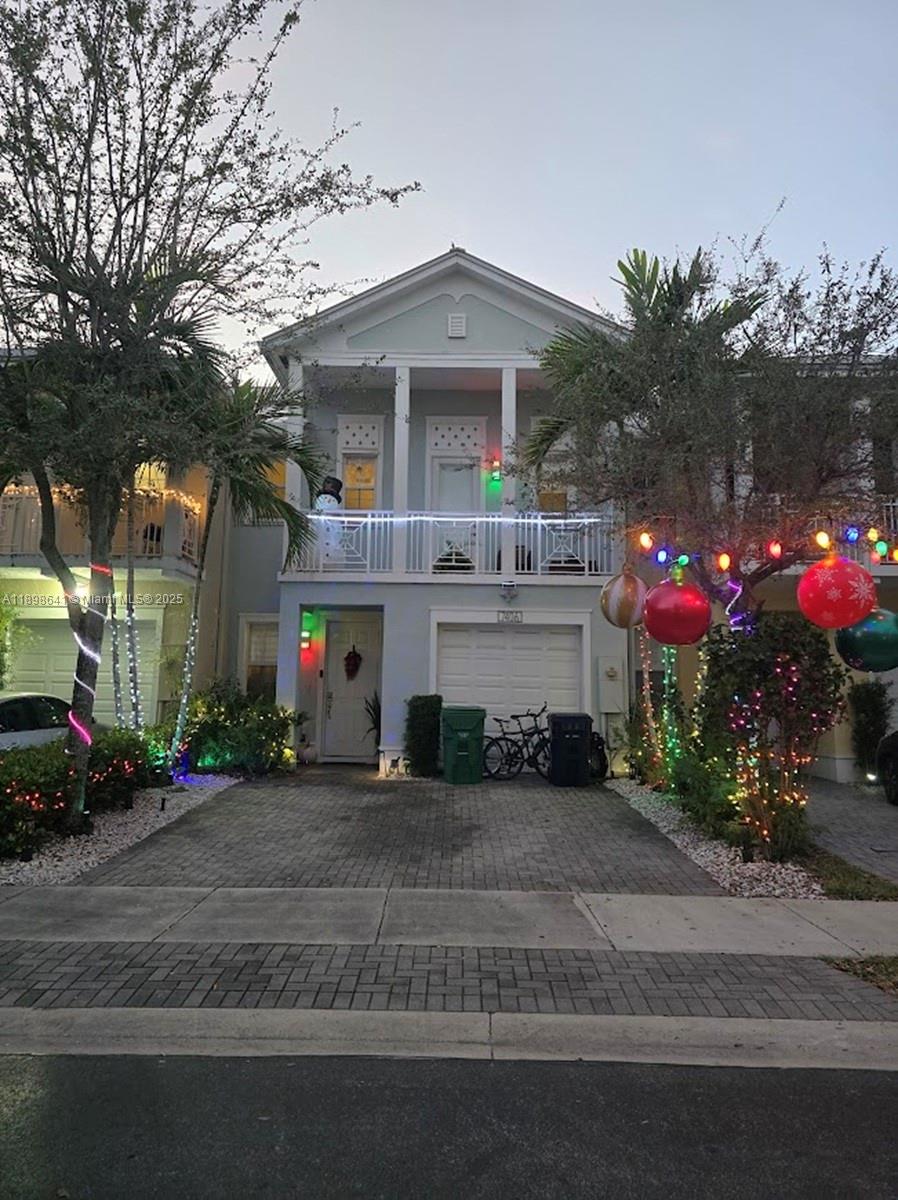 RESERVE AT DORAL EAST - Residential Lease