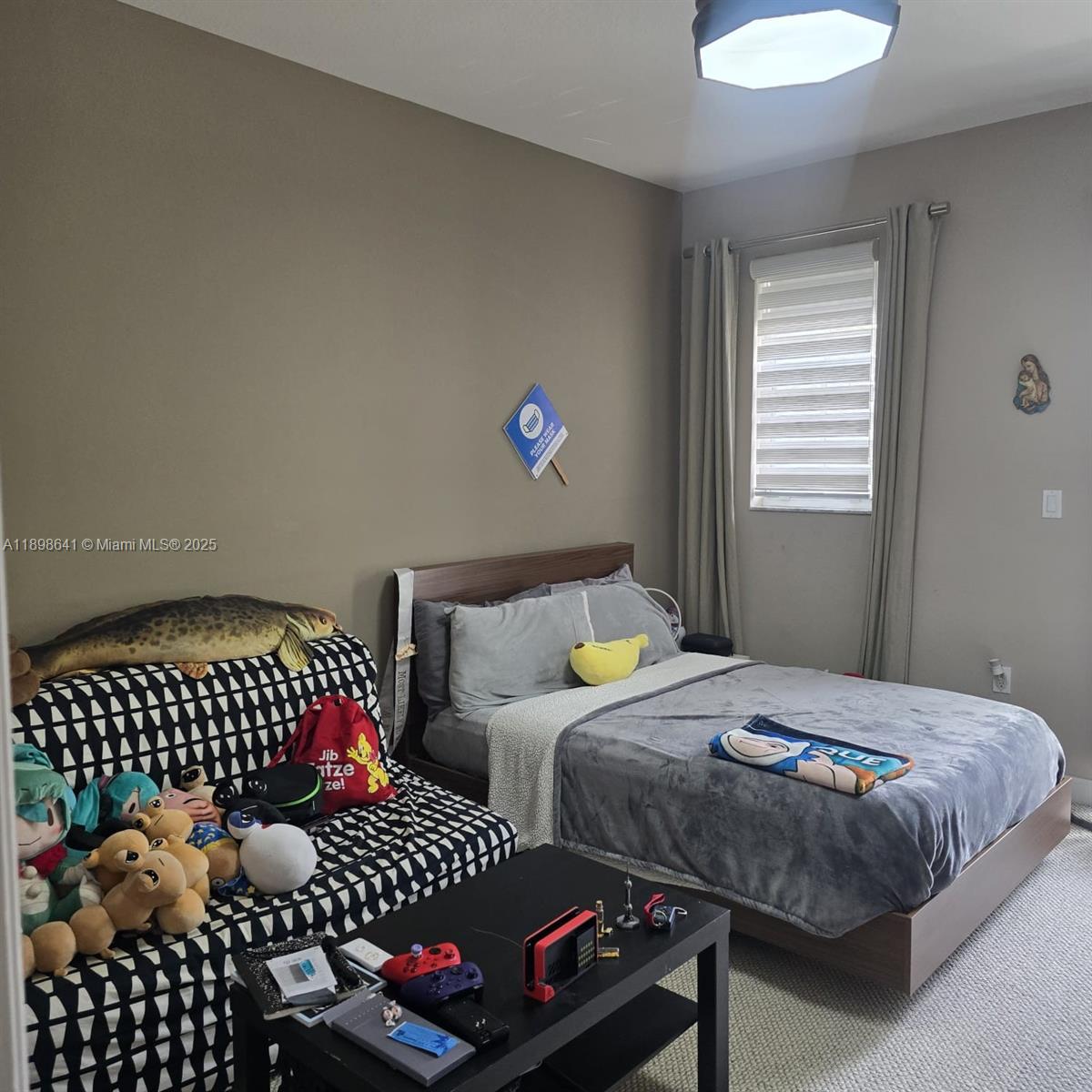 RESERVE AT DORAL EAST - Residential Lease