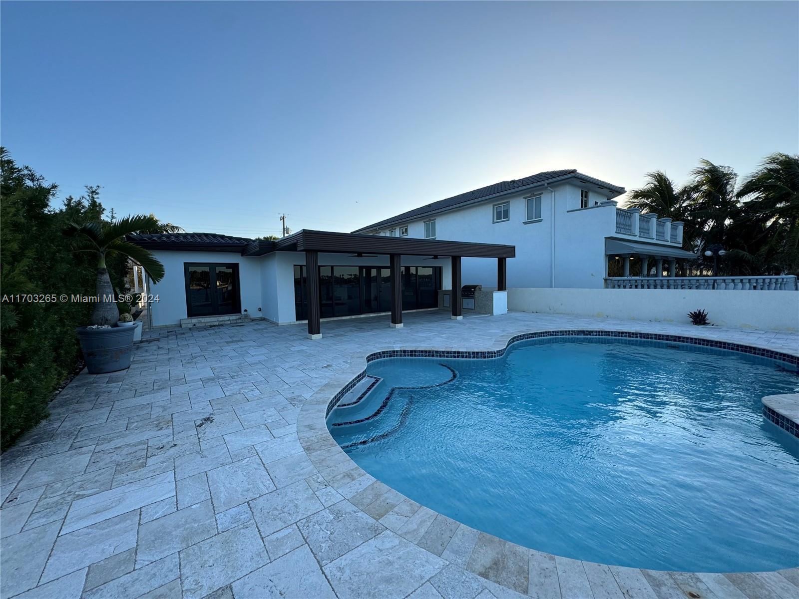 BISCAYNE BEACH-2ND ADDN - Residential