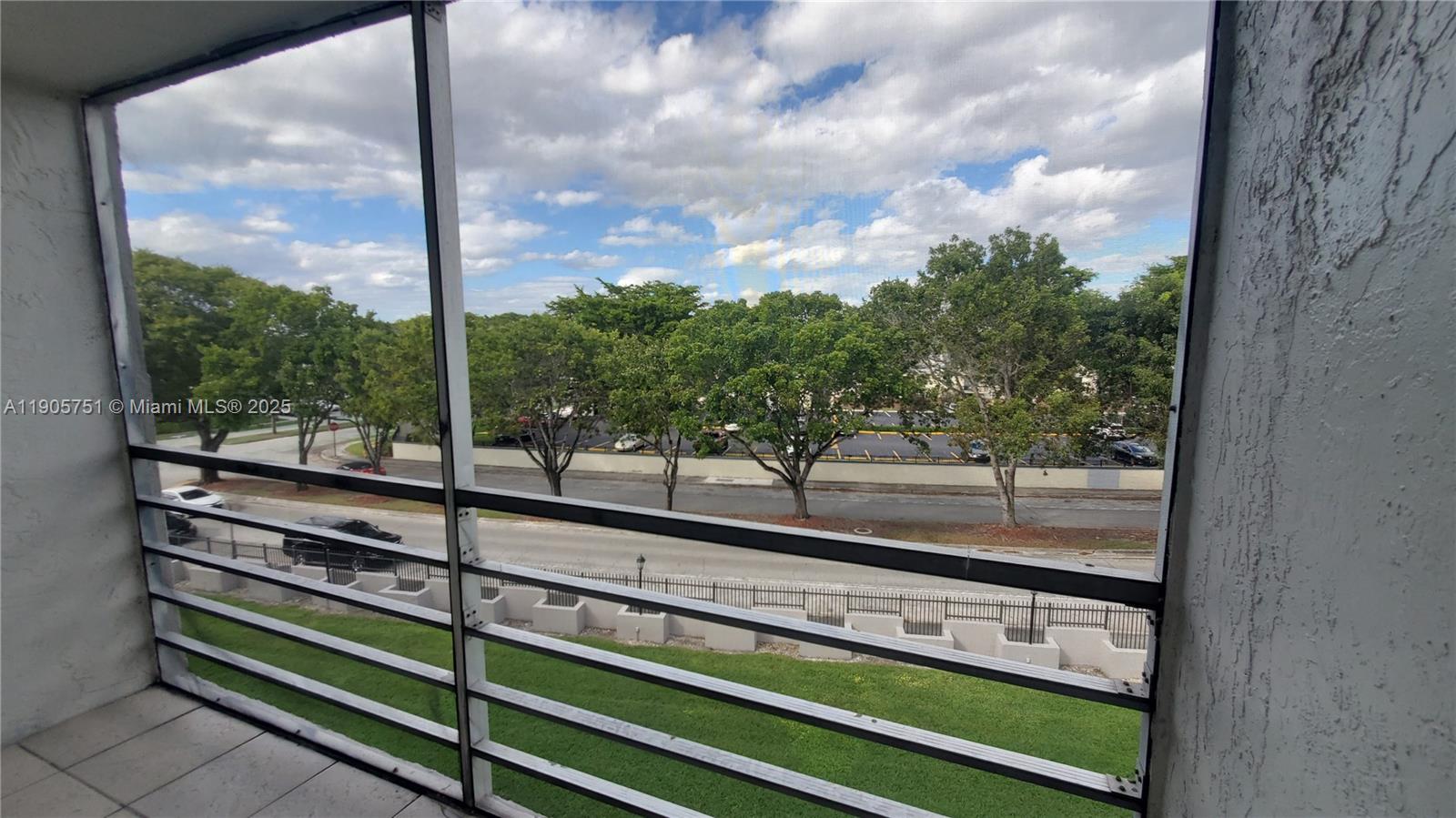 EL CONQUISTADOR NORTH CON - Residential Lease