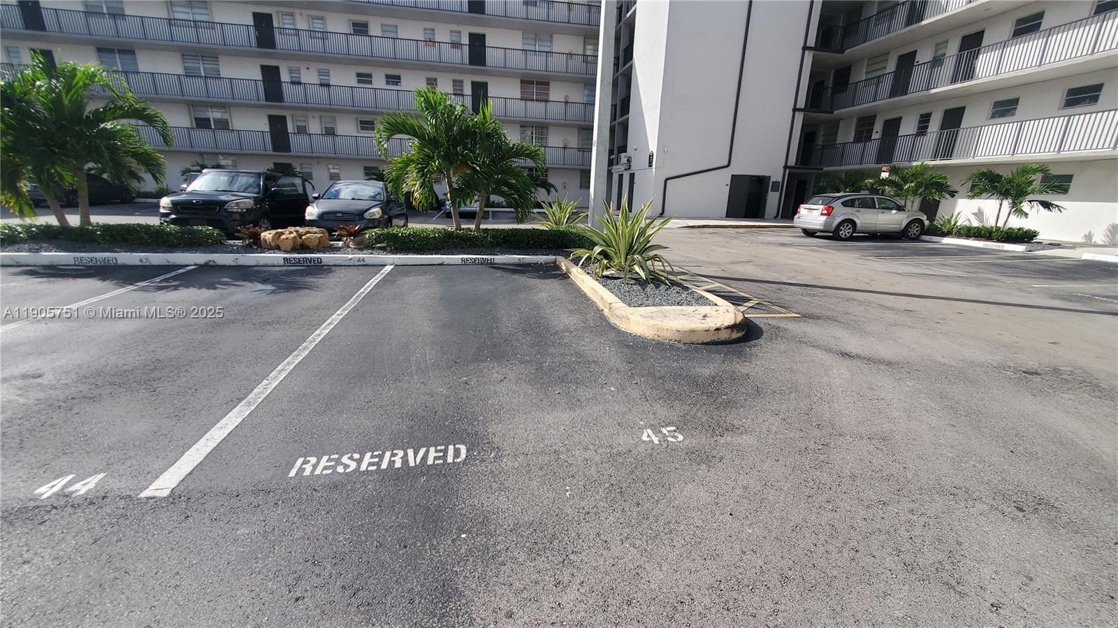 EL CONQUISTADOR NORTH CON - Residential Lease