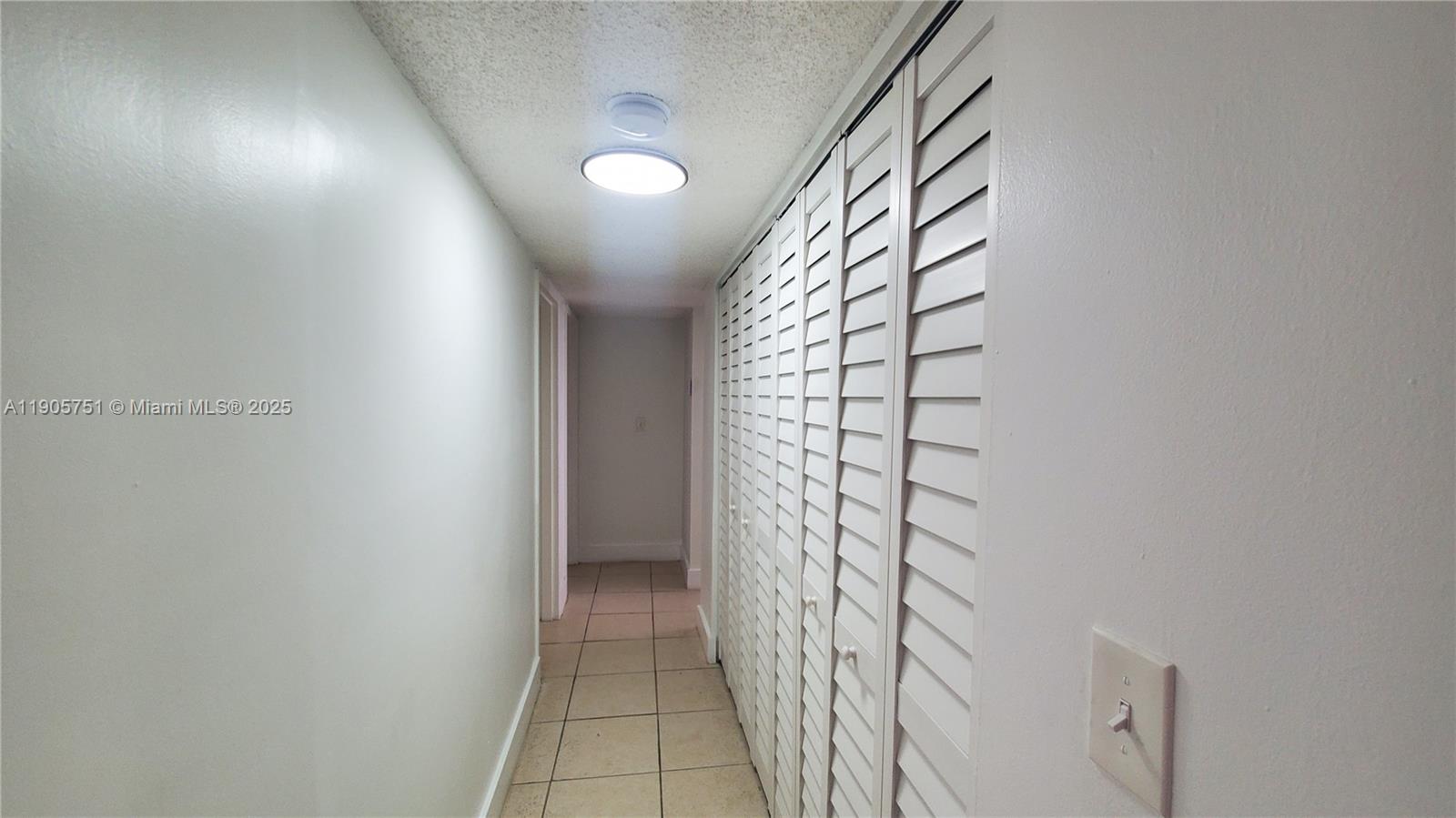 EL CONQUISTADOR NORTH CON - Residential Lease